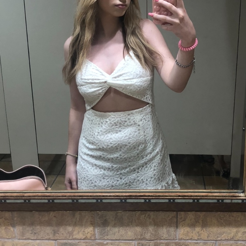 SHEIN dress. Fits amazing when i could ! (Doesn’t fit anymore)